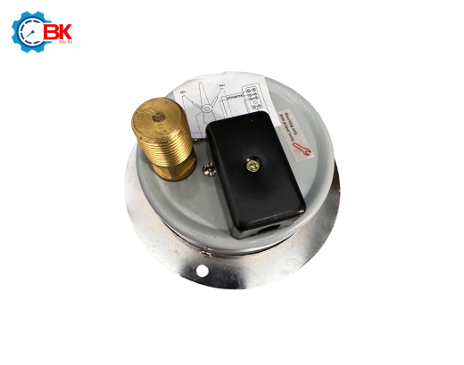 Đồng hồ áp suất 3 kim Yamaki D100mm 0-400kgf/cm2 chân sau ren 1/2″NPT